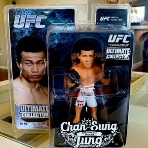 UFC The Korean Zombie Ultimate Collector figure
